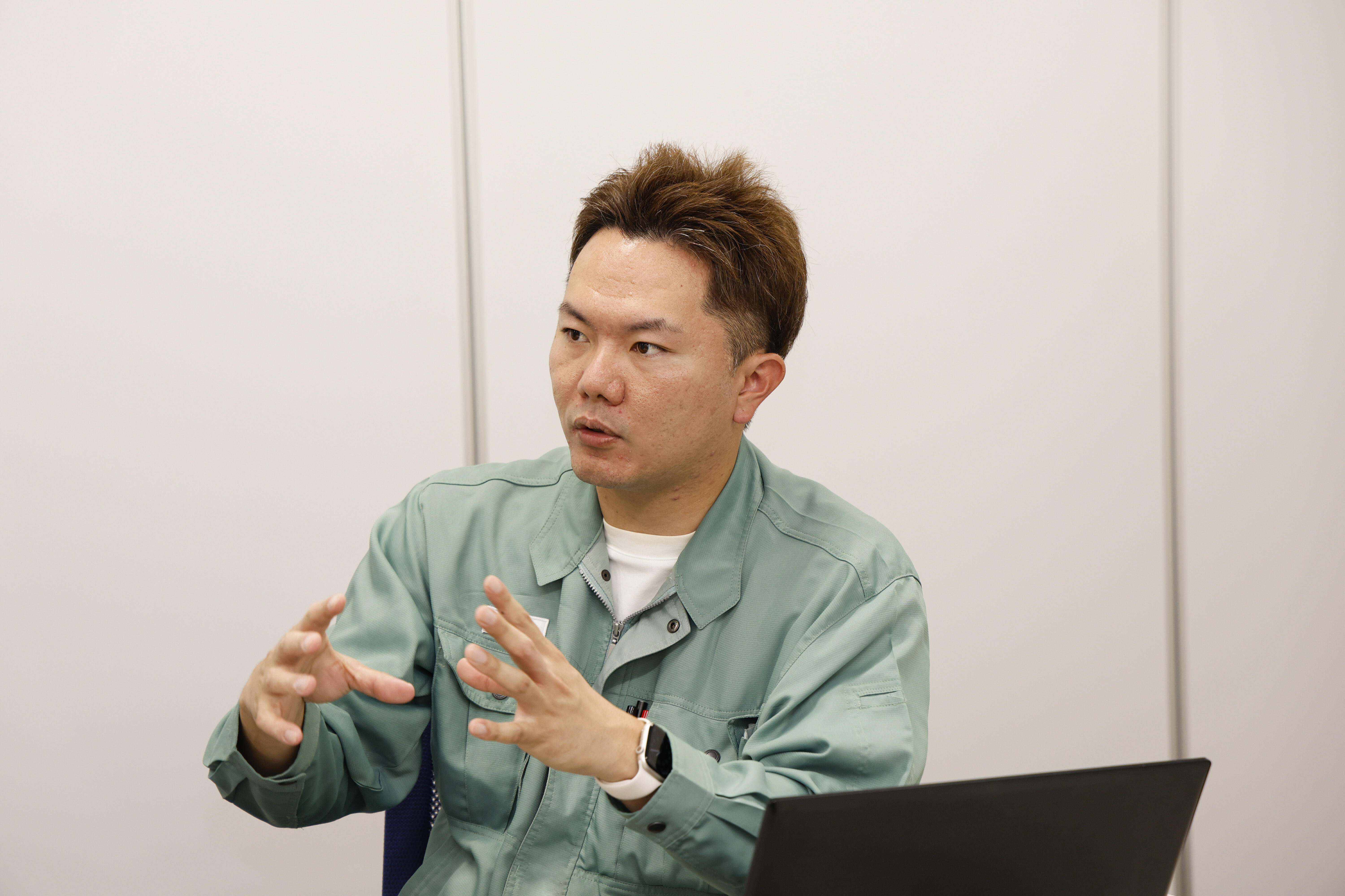 石本 廉央氏
